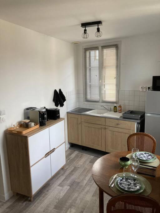 Cosy Appartement Hyper Centre Bernay  Buitenkant foto